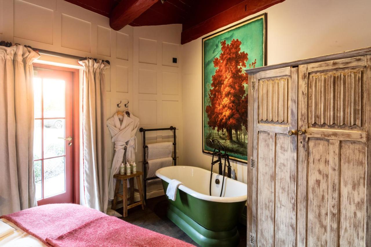 The Double Red Duke, Cotswolds Otel Witney Dış mekan fotoğraf